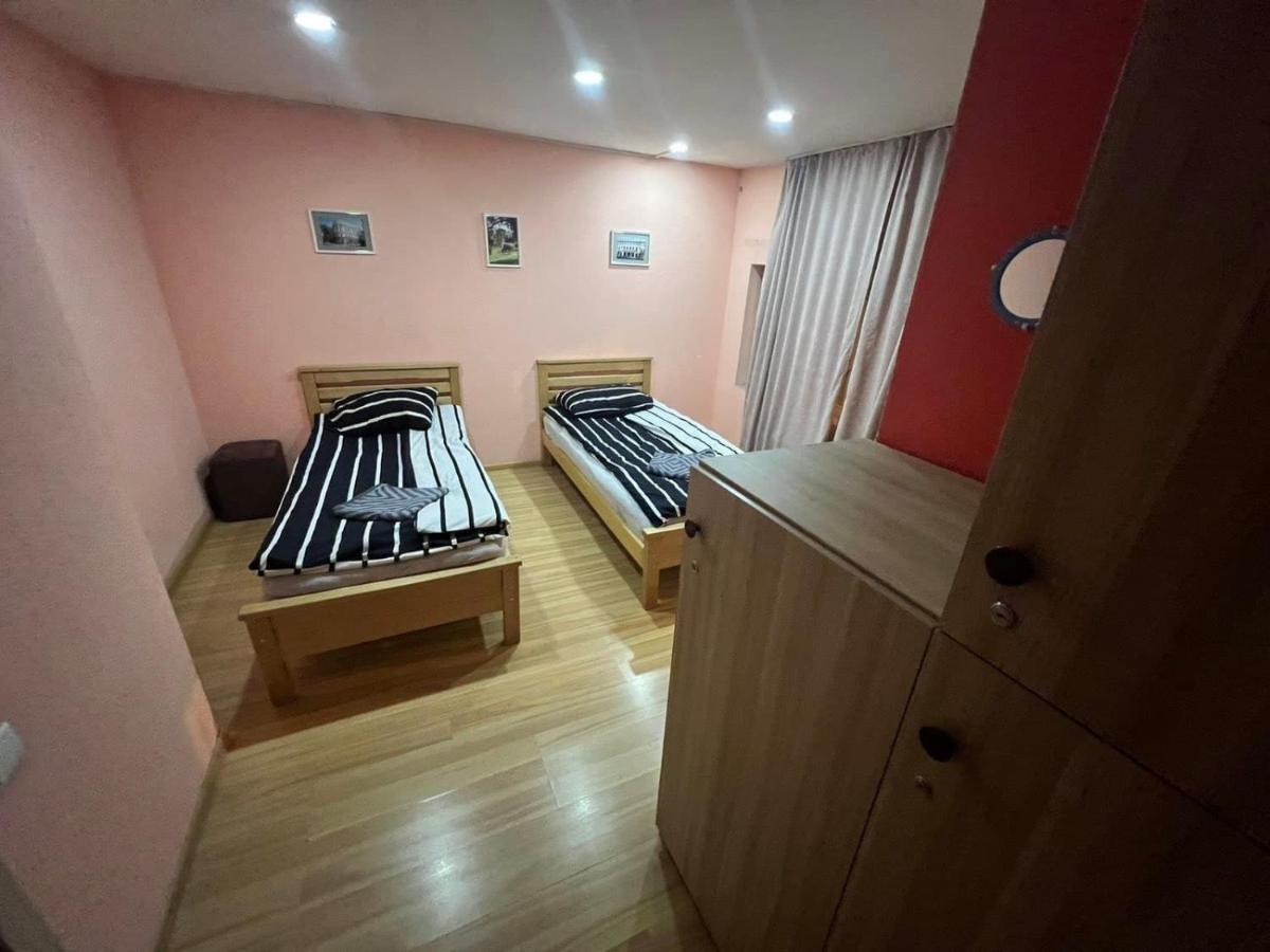 Tbili C Hostel Tiflis Dış mekan fotoğraf