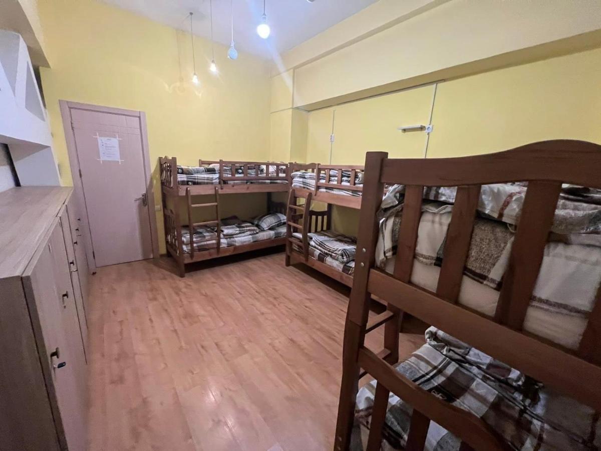 Tbili C Hostel Tiflis Dış mekan fotoğraf