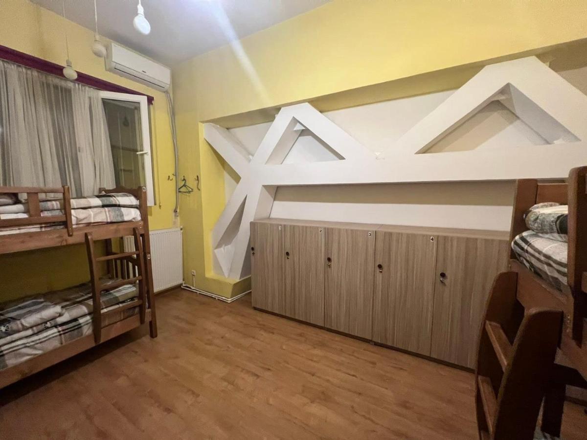 Tbili C Hostel Tiflis Dış mekan fotoğraf