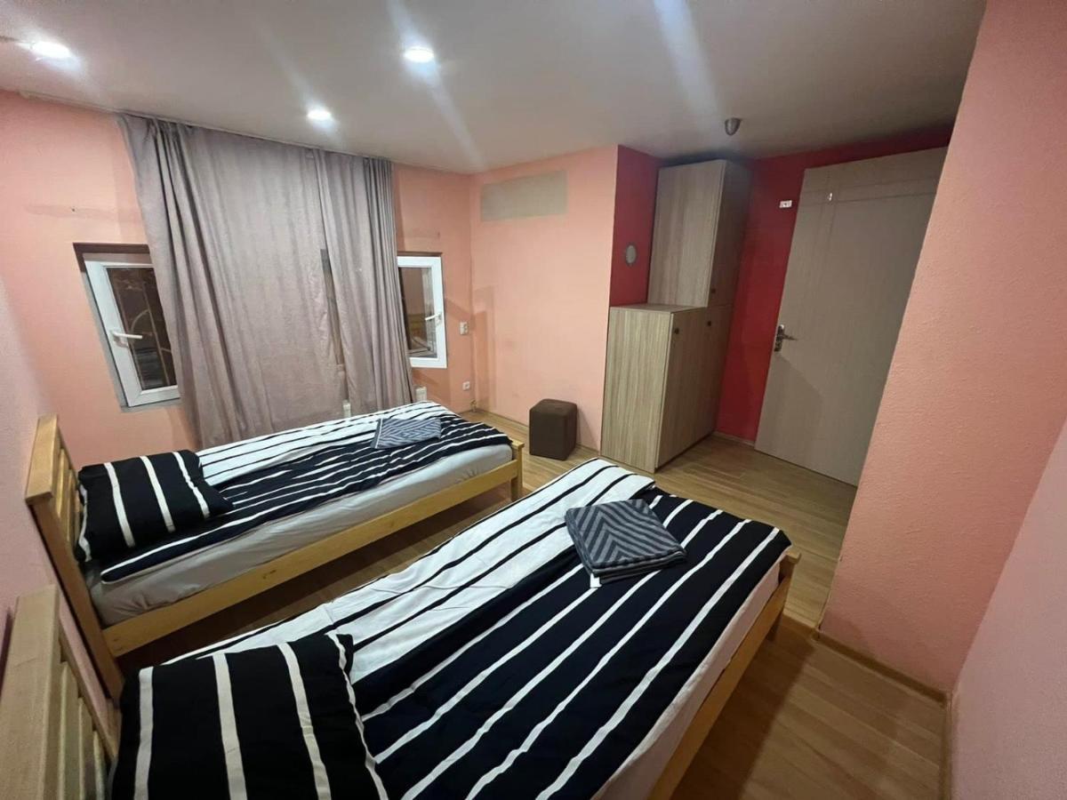 Tbili C Hostel Tiflis Dış mekan fotoğraf