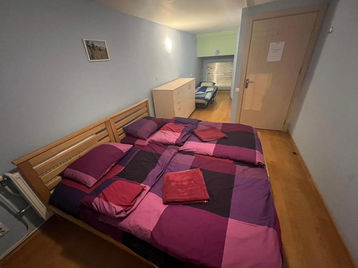 Tbili C Hostel Tiflis Dış mekan fotoğraf